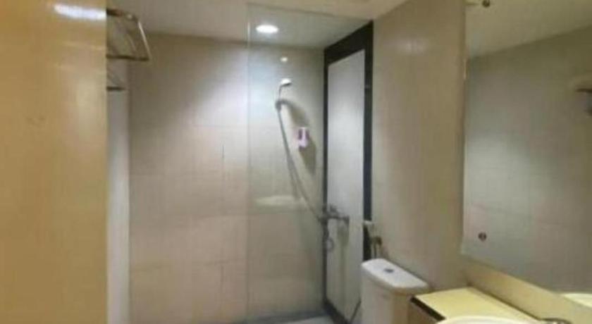 Kharisma Hotel Мадиун Екстериор снимка